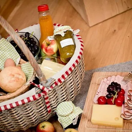 בקתה Schoenbuchet מאוט